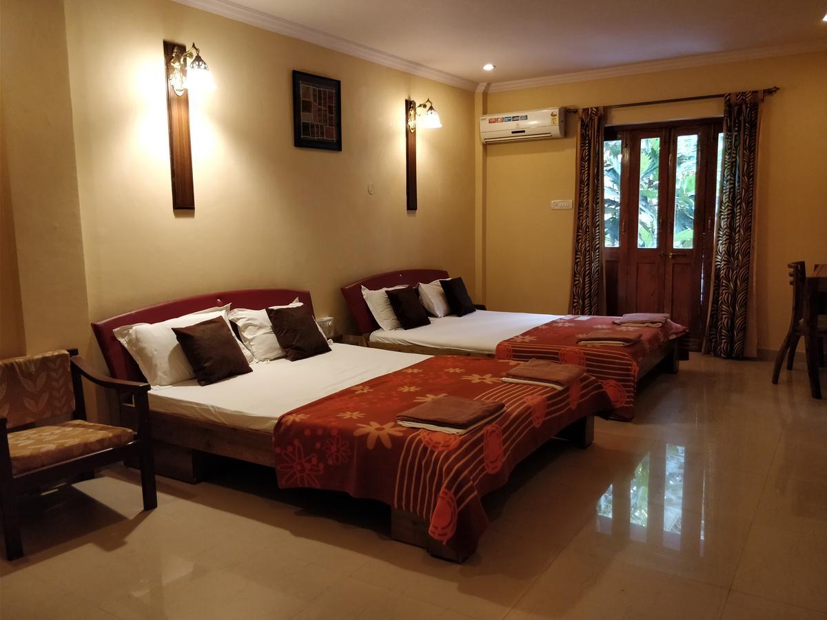 Dona Julia Beach Resort Calangute Exterior foto