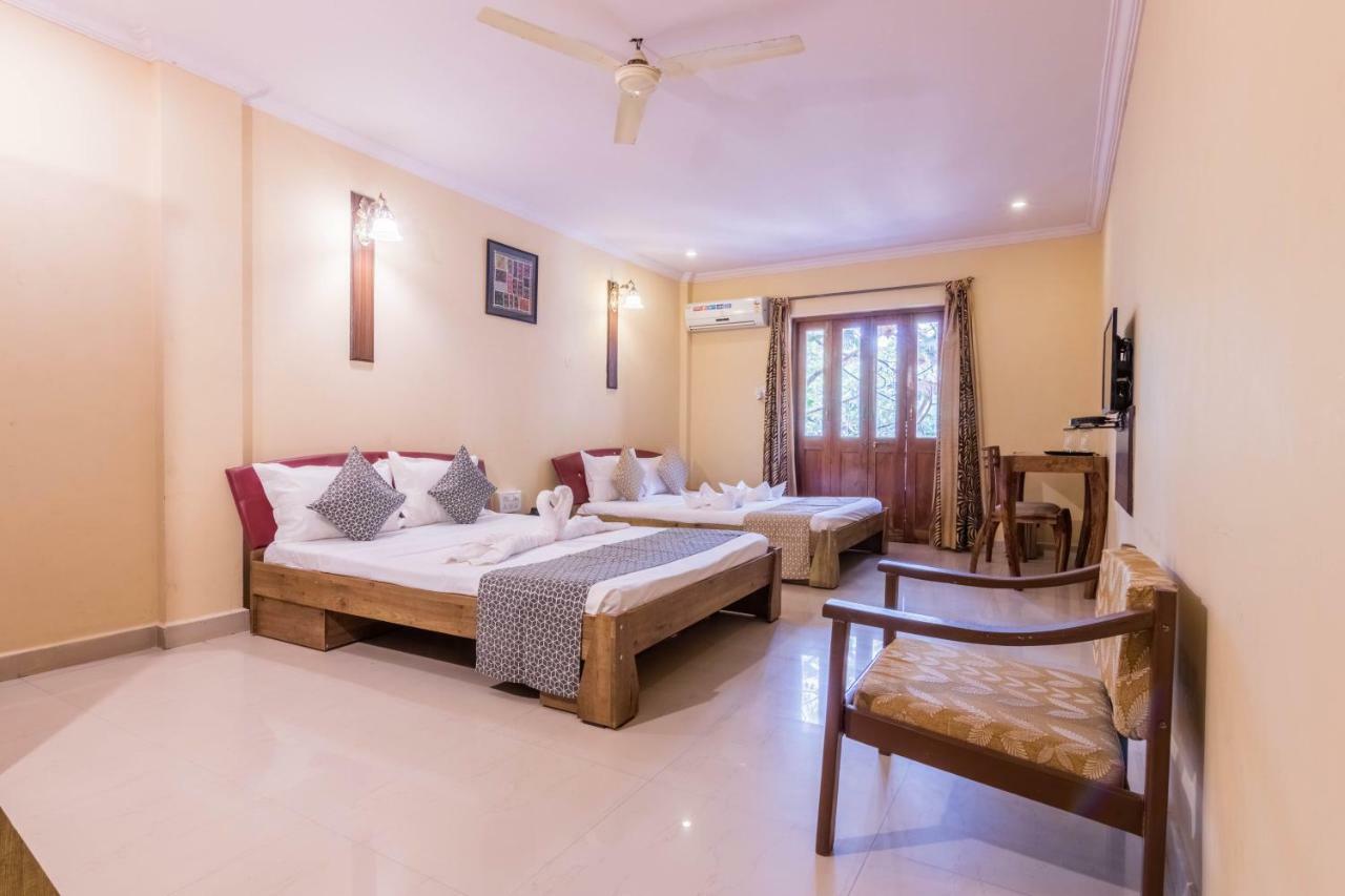 Dona Julia Beach Resort Calangute Exterior foto